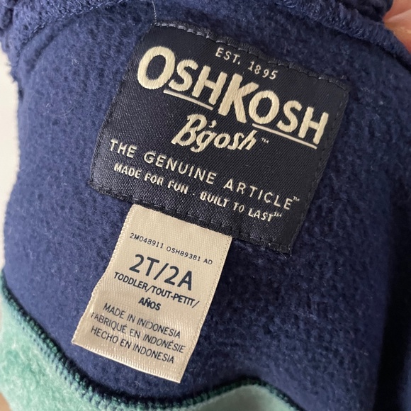 Osh Kosh B''Gosh Zip Up Hoodie - Size: 2T - Picture 2 of 3
